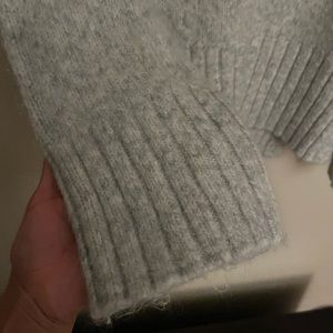 H&M sweater